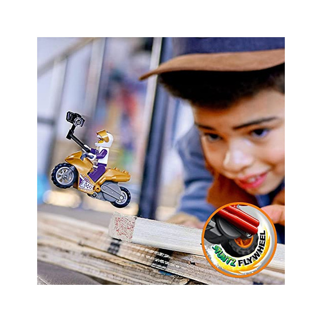 LEGO 60309 - Selfie Cascade en Moto Stunt